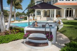 Cabana 2500 in White Diamond with Espresso Panels Cabana 2500 in White Diamond with Espresso Panels